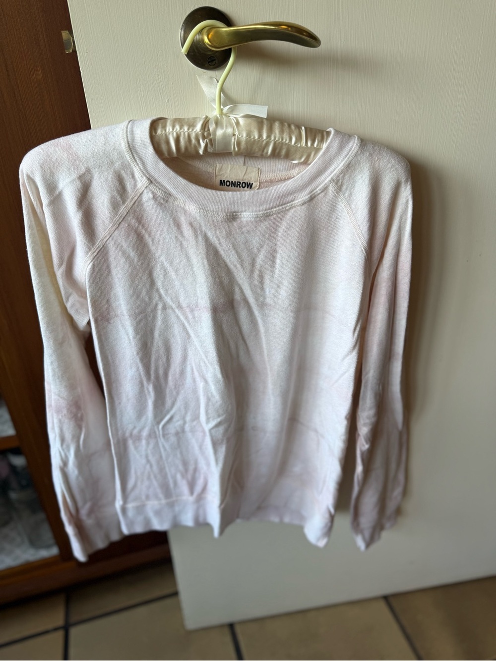 Monrow Pale Pink Crewneck Pullover Sweater